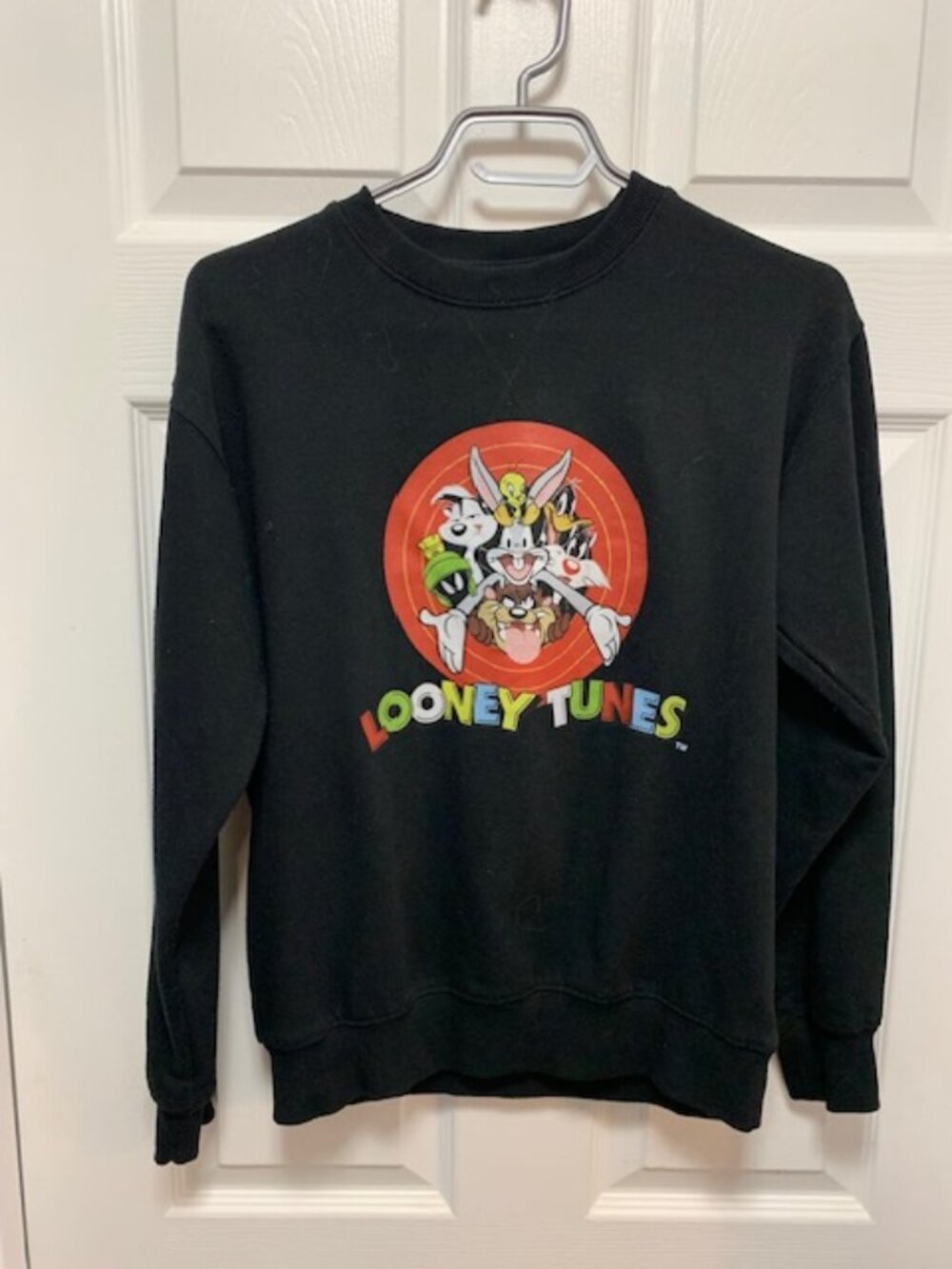 WOMENS LOONEY TUNES CARTOON SWEAT TOP (SMALL)
